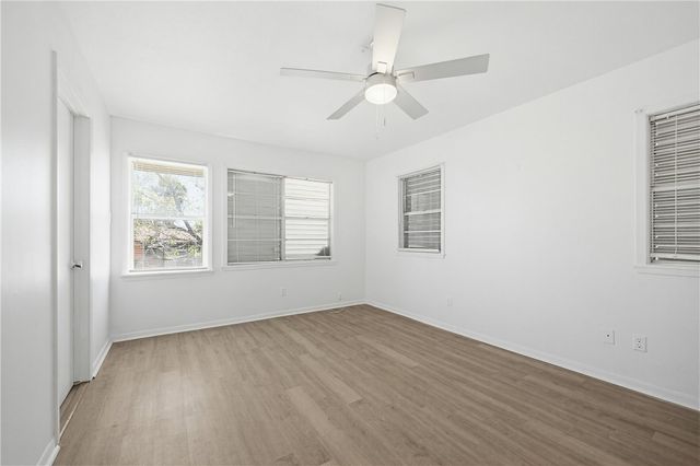 241 Doyle Dr, Portland, TX 78374