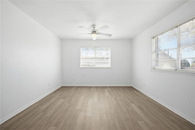 241 Doyle Dr, Portland, TX 78374