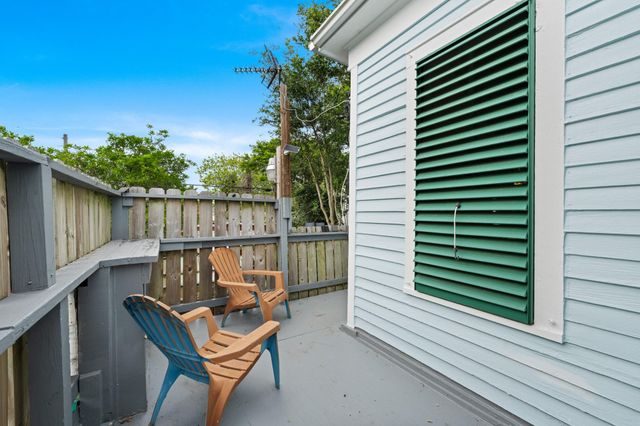 1312 Avenue L, Galveston, TX 77550