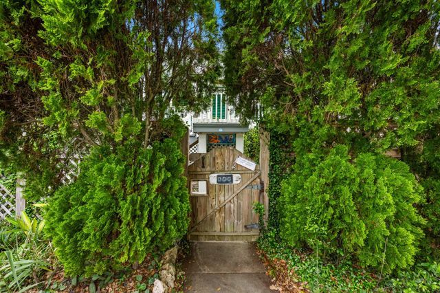 1312 Avenue L, Galveston, TX 77550
