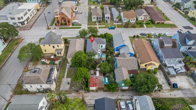 1312 Avenue L, Galveston, TX 77550