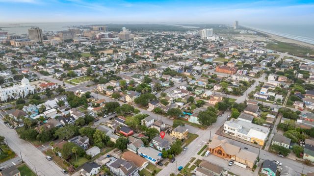 1312 Avenue L, Galveston, TX 77550