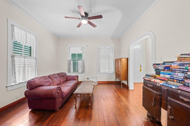 1312 Avenue L, Galveston, TX 77550