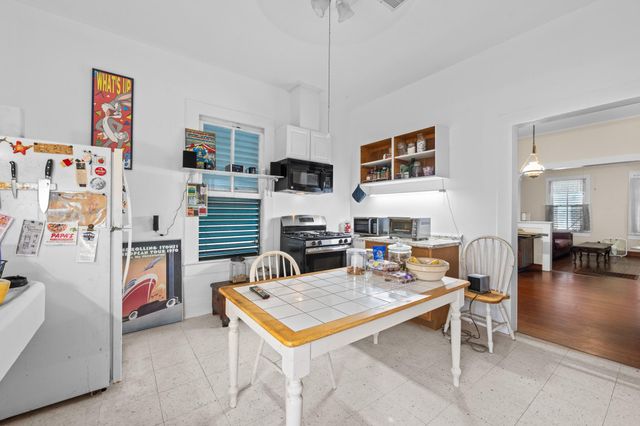 1312 Avenue L, Galveston, TX 77550