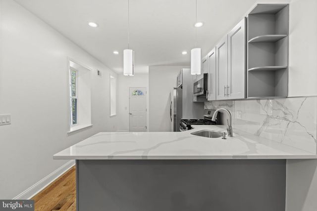 1439 S VOGDES ST, Philadelphia, PA 19143
