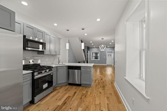 1439 S VOGDES ST, Philadelphia, PA 19143
