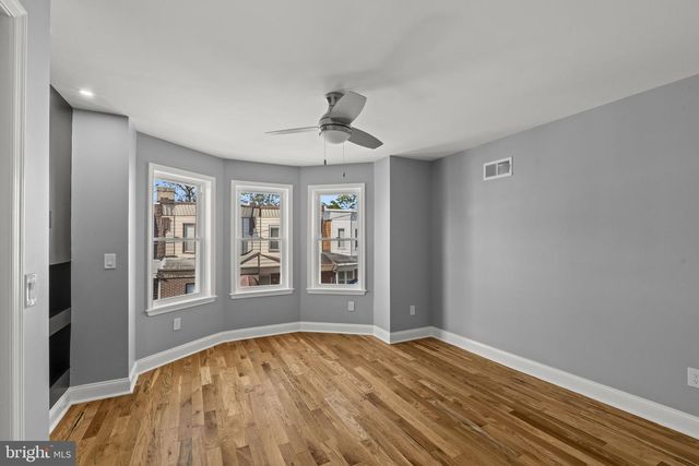 1439 S VOGDES ST, Philadelphia, PA 19143