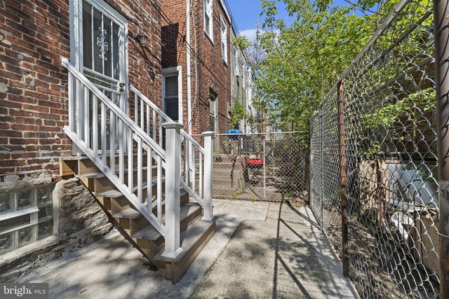 1439 S VOGDES ST, Philadelphia, PA 19143