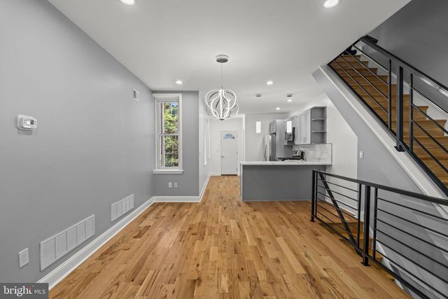 1439 S VOGDES ST, Philadelphia, PA 19143