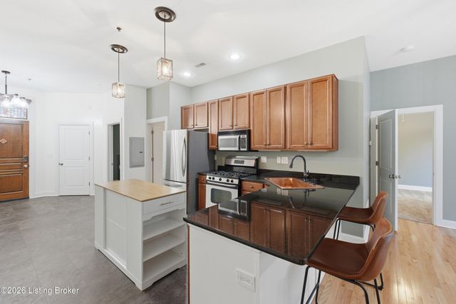 2011 Frankfort Ave 206, Louisville, KY 40206
