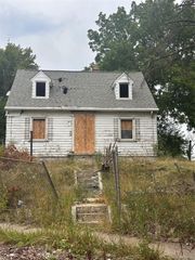 437 E Dartmouth Street, Flint, MI 48505