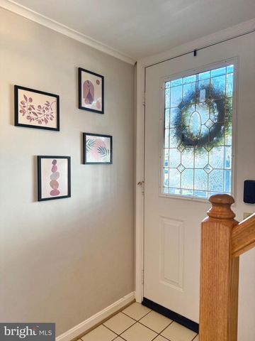 5913 SIR CAMBRIDGE WAY, Alexandria, VA 22315