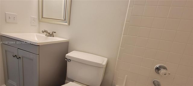 11255 W Atlantic Blvd 307, Coral Springs, FL 33071