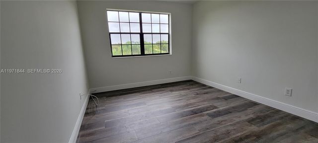 11255 W Atlantic Blvd 307, Coral Springs, FL 33071