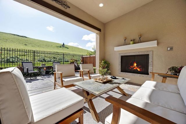1994 Andalucia Ln, Brentwood, CA 94513