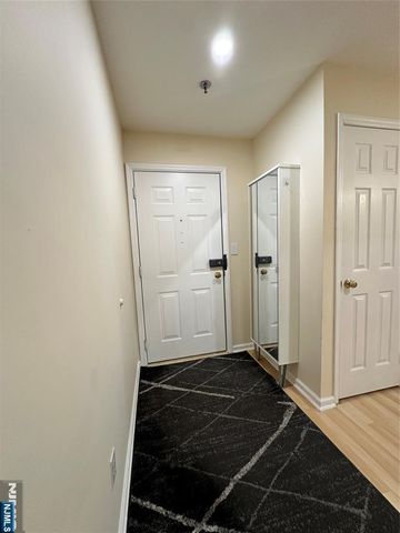 65 Fairview Street 3D, Palisades Park, NJ 07650