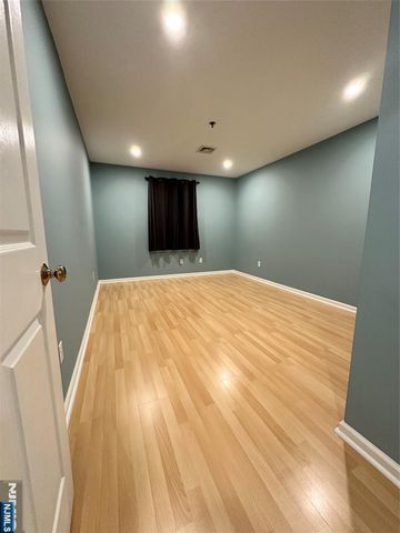 65 Fairview Street 3D, Palisades Park, NJ 07650