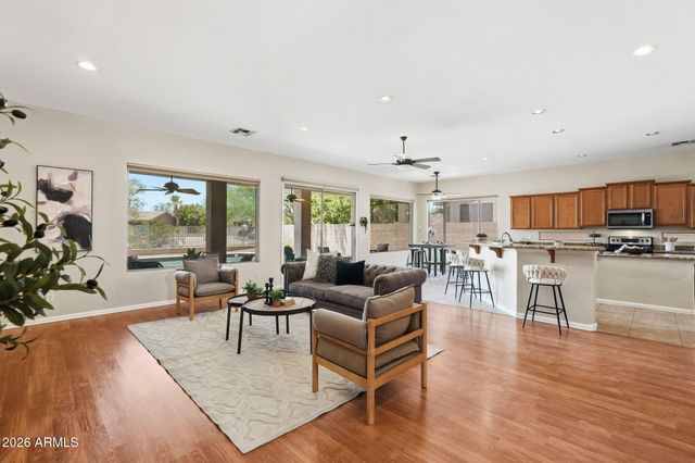 25040 N 44TH Avenue, Phoenix, AZ 85083