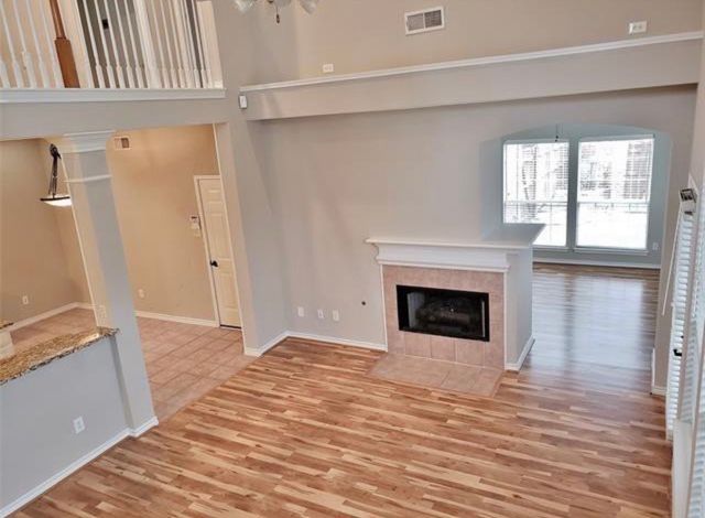 211 Moss Hill Road, Irving, TX 75063