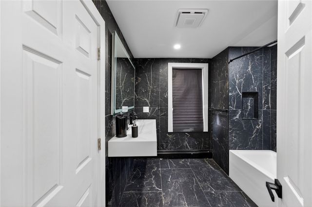 106 Bouvier Avenue, Lincoln, RI 02838