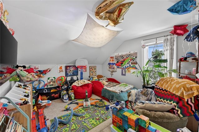 106 Bouvier Avenue, Lincoln, RI 02838