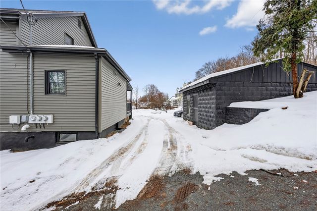 106 Bouvier Avenue, Lincoln, RI 02838