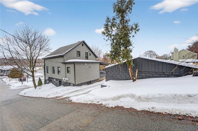 106 Bouvier Avenue, Lincoln, RI 02838