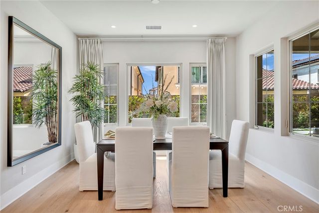 207 Pinnacle, Irvine, CA 92602