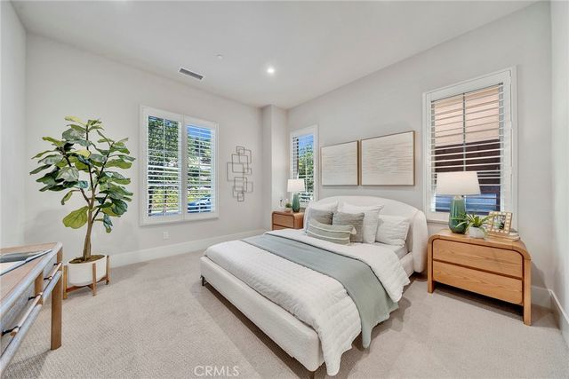 207 Pinnacle, Irvine, CA 92602