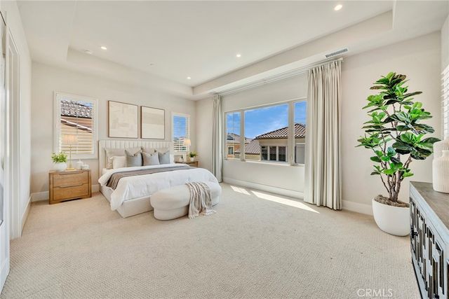 207 Pinnacle, Irvine, CA 92602
