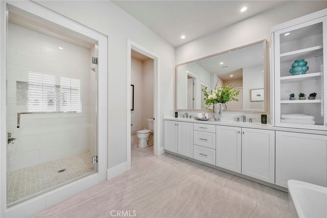 207 Pinnacle, Irvine, CA 92602