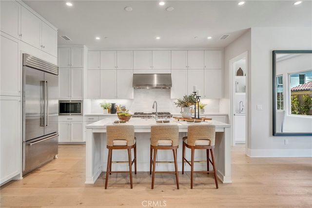 207 Pinnacle, Irvine, CA 92602