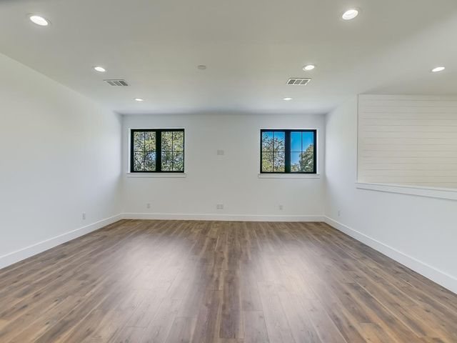 2419 Cherry Lane, Kingsland, TX 78639