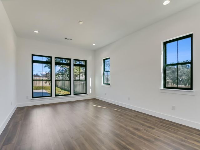 2419 Cherry Lane, Kingsland, TX 78639