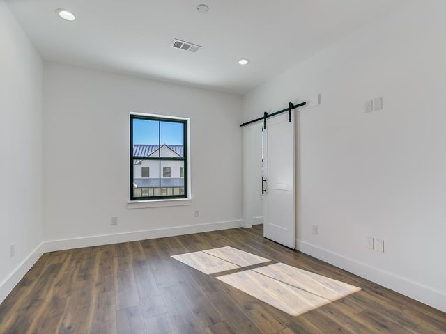 2419 Cherry Lane, Kingsland, TX 78639