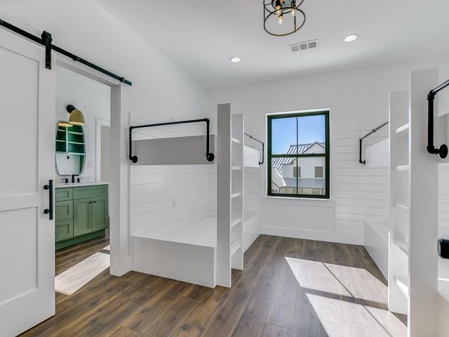 2419 Cherry Lane, Kingsland, TX 78639