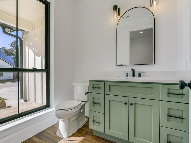 2419 Cherry Lane, Kingsland, TX 78639