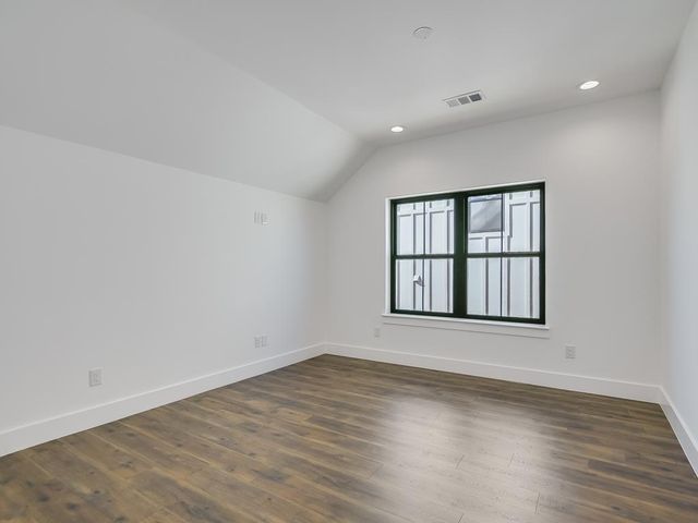 2419 Cherry Lane, Kingsland, TX 78639