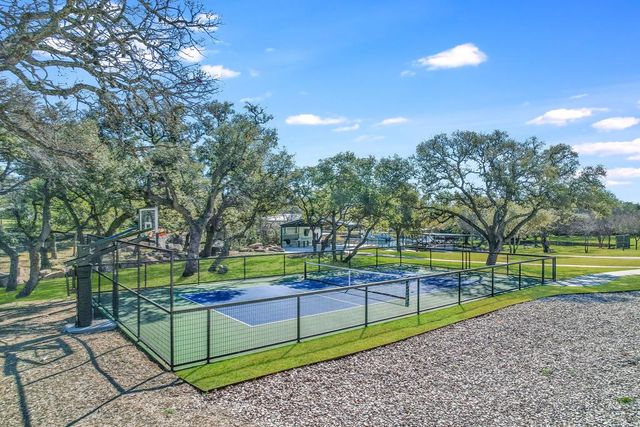 2419 Cherry Lane, Kingsland, TX 78639