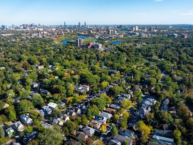 49 Grozier, Cambridge, MA 02138