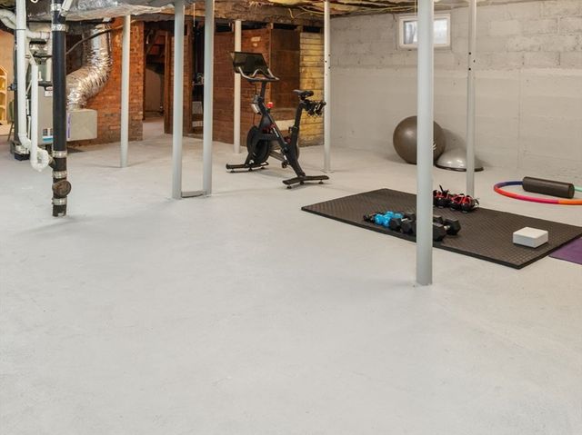 49 Grozier, Cambridge, MA 02138