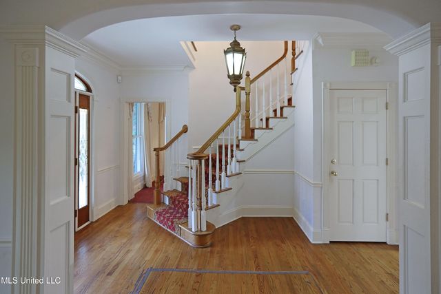 406 Roses Bluff Drive, Madison, MS 39110