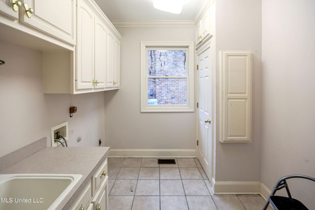 406 Roses Bluff Drive, Madison, MS 39110