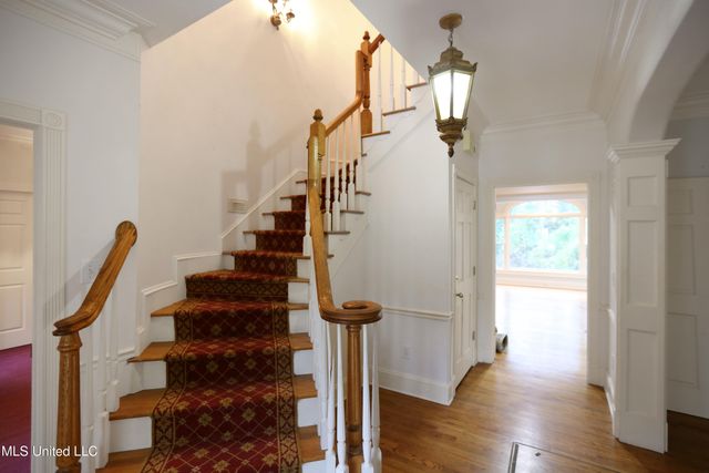 406 Roses Bluff Drive, Madison, MS 39110