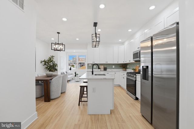 129 HAMILTON ST NW, Washington, DC 20011