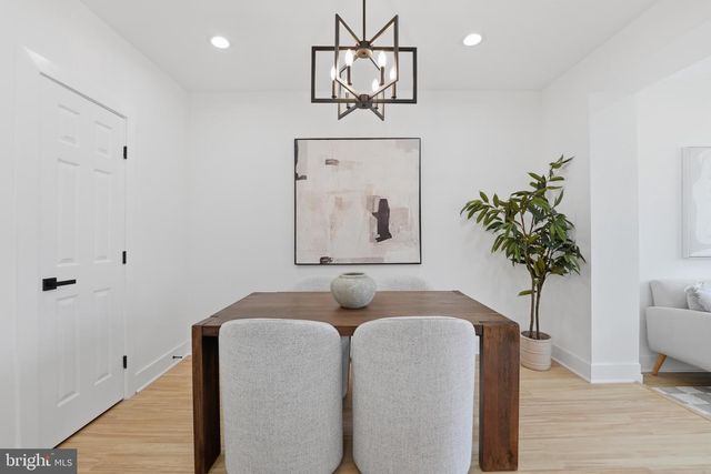 129 HAMILTON ST NW, Washington, DC 20011
