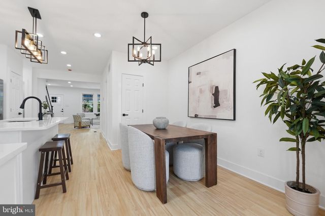 129 HAMILTON ST NW, Washington, DC 20011