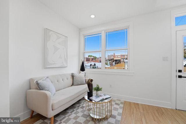129 HAMILTON ST NW, Washington, DC 20011