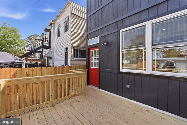 129 HAMILTON ST NW, Washington, DC 20011