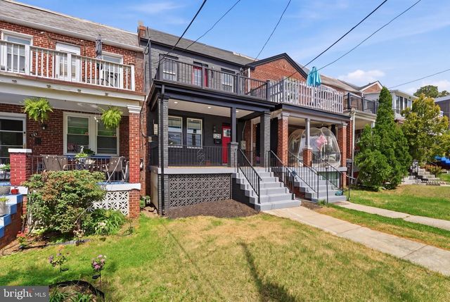 129 HAMILTON ST NW, Washington, DC 20011